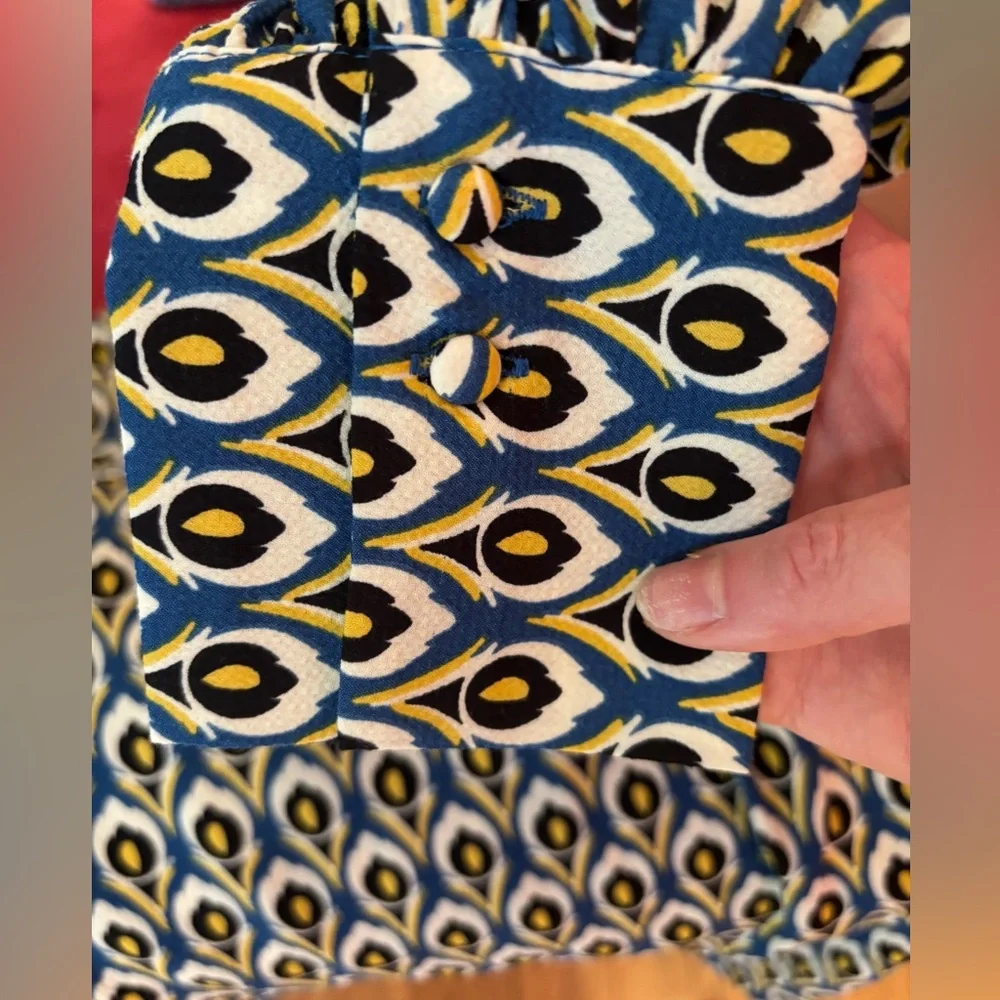 EUC - cupcakes & cashmere Graphic, Art Deco Print Blouse - Picture 13 of 13